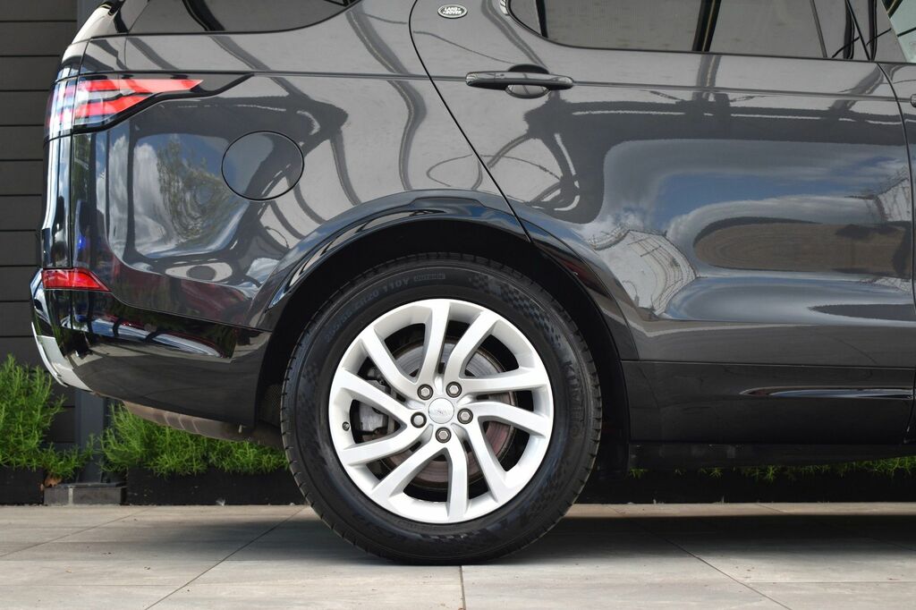 Land Rover Discovery 3 .0 Sdv6 Se 302 Bhp White #32