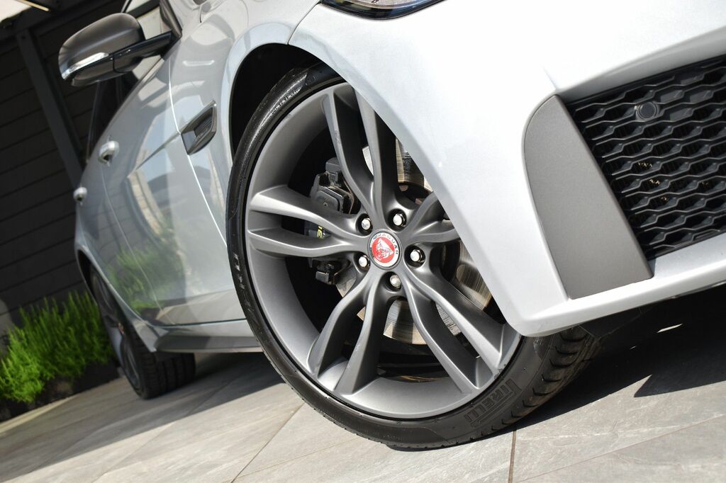 Jaguar XF 2.0I 300 Sport Saloon Awd Euro 6 Silver #4