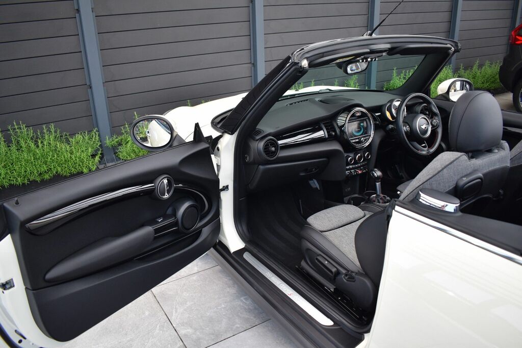 Mini Convertible Euro 6 Ss 136 Ps Black #32