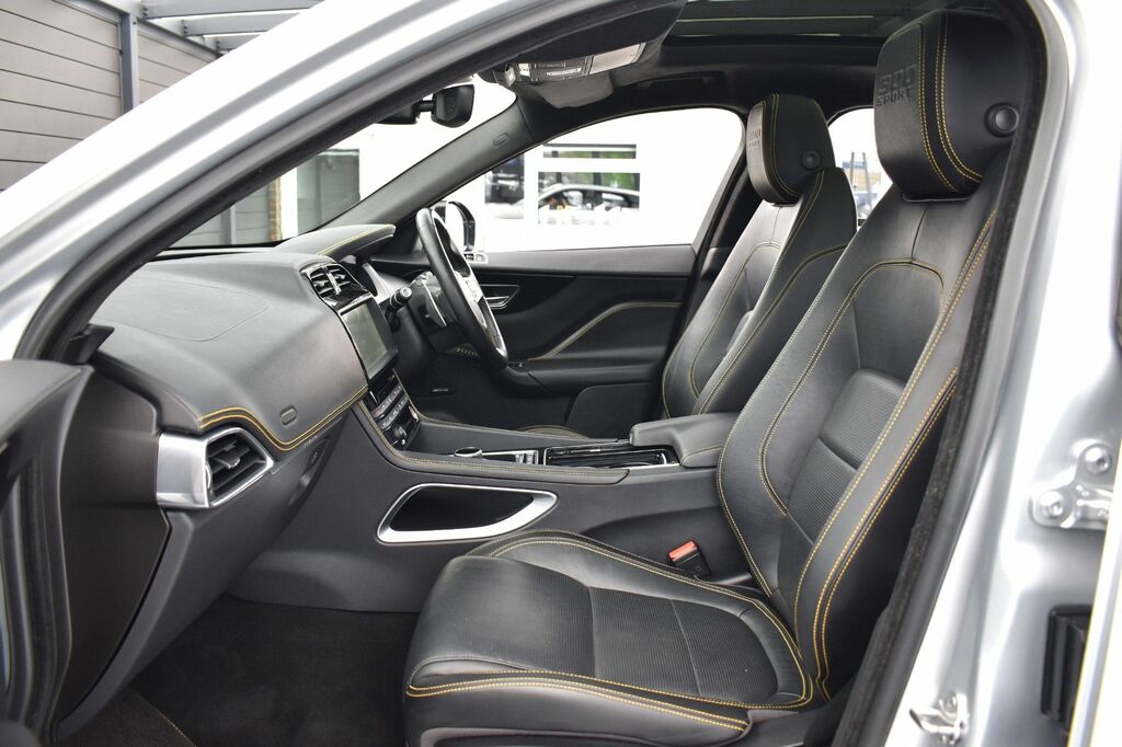 Jaguar F-Pace 3.0 D300 V6 Portfolio Suv Awd Euro Red #33