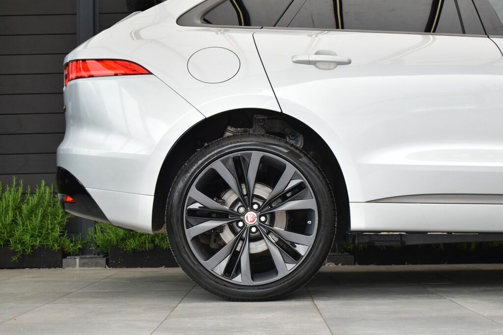 Jaguar F-Pace 3.0 D300 V6 Portfolio Suv Awd Euro Red #7