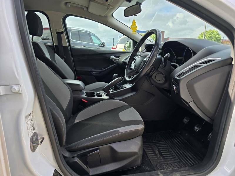 Ford Focus 1.6 Zetec S Powershift Euro 5 Grey #9