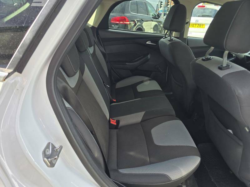 Ford Focus 1.6 Zetec S Powershift Euro 5 Grey #14