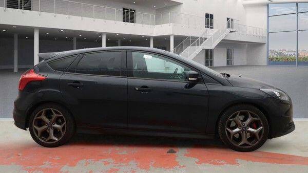 Ford Focus 1.6 Tdci Titanium X Red #12