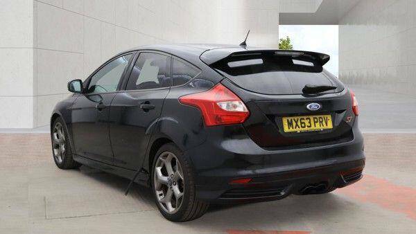 Ford Focus 1.6 Tdci Titanium X Red #6