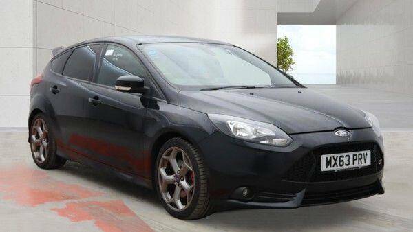 Ford Focus 1.6 Tdci Titanium X Red #1
