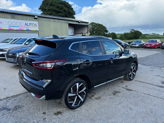 Nissan Qashqai 1.5 Dci Tekna Suv Euro 6 S S YR20TNX Black #4