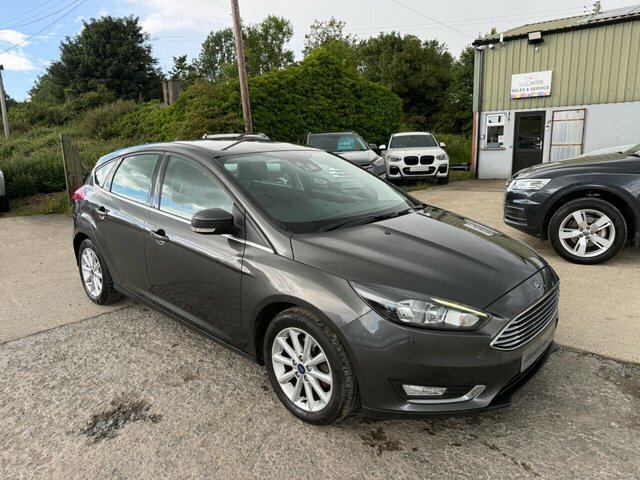Ford Focus 1.0T Ecoboost Titanium Hatchback E FE18HDF Grey #6