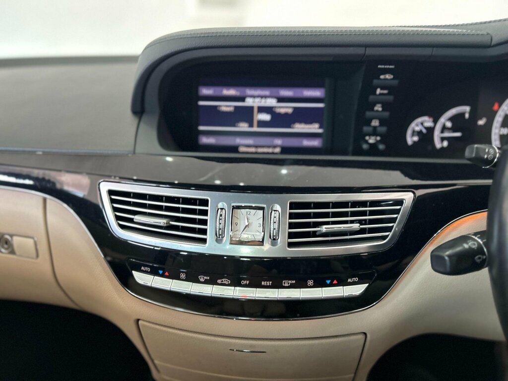 Mercedes-Benz S Class S350 Bluetec Silver #31