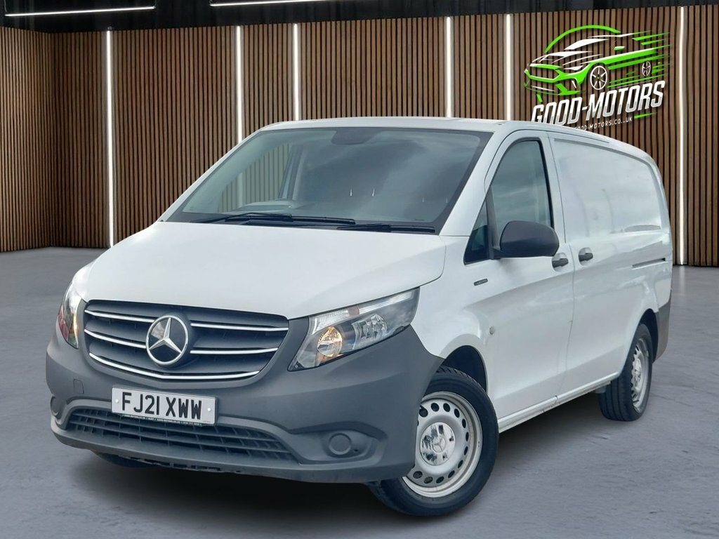 Mercedes-Benz eVito Mpv White #3