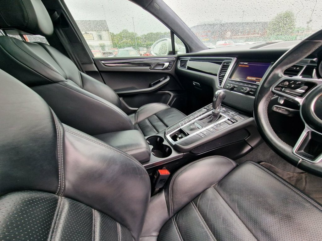 Porsche Macan 5dr Pdk Grey #36