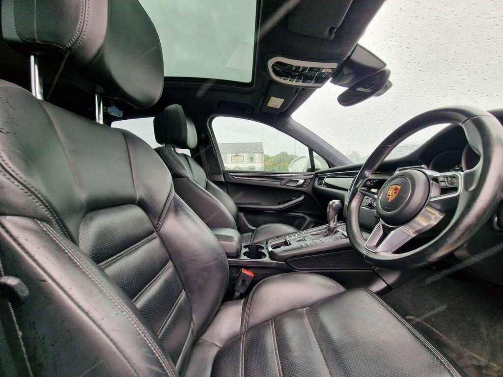 Porsche Macan 5dr Pdk Grey #35