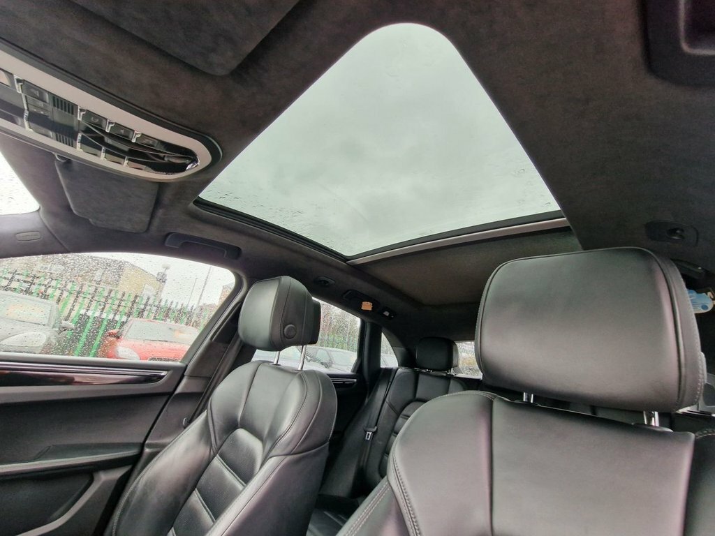 Porsche Macan 5dr Pdk Grey #57