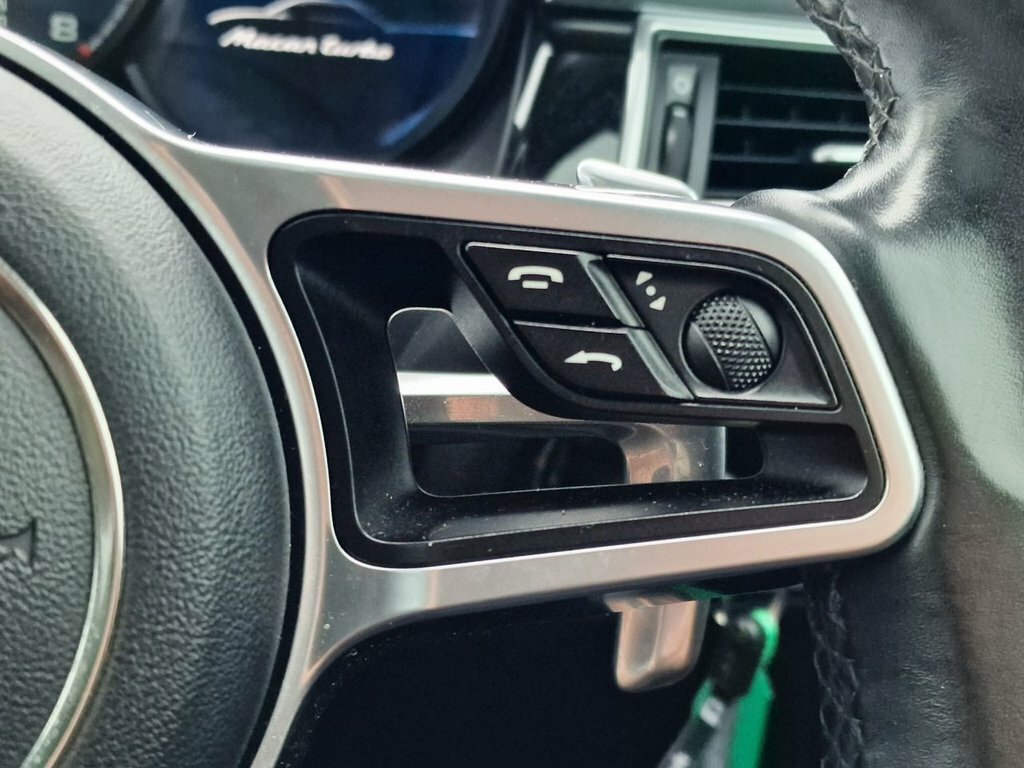 Porsche Macan 5dr Pdk Grey #16