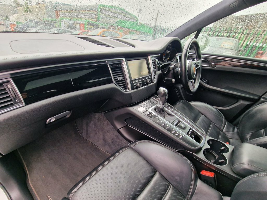 Porsche Macan 5dr Pdk Grey #56