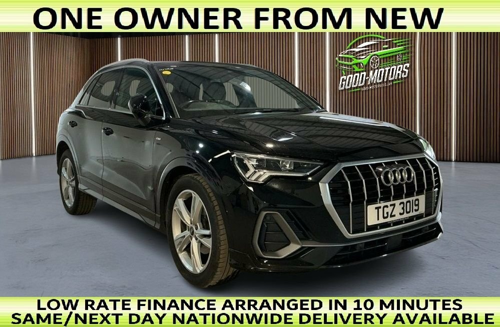 Audi Q3 2L S Line Black