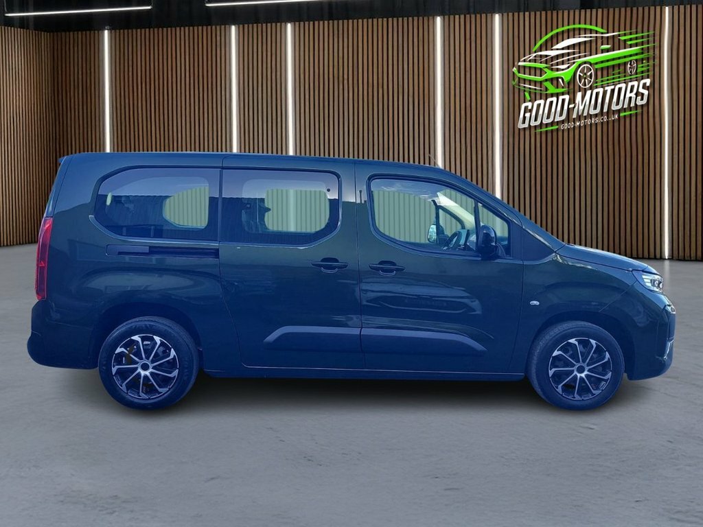 Vauxhall Combo-e Life Mpv Green #5