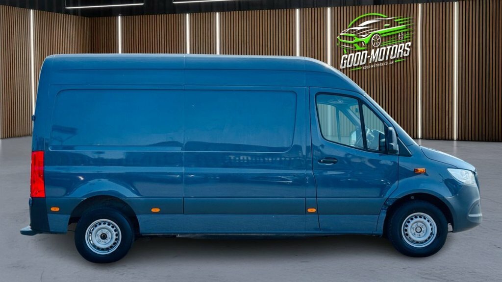 Mercedes-Benz eSprinter Mpv Grey #4