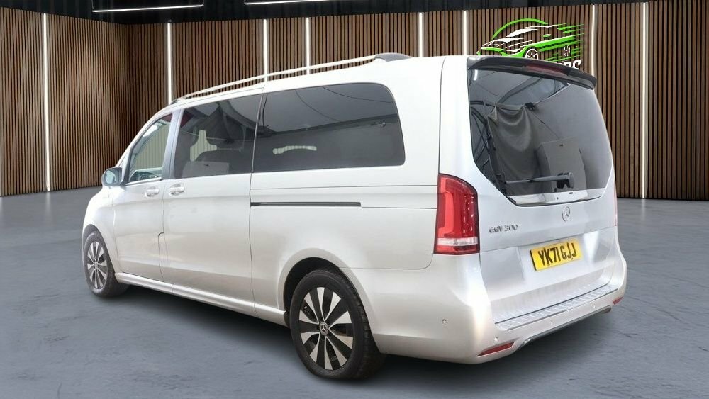 Mercedes-Benz EQV 2021 21 Eqv #4