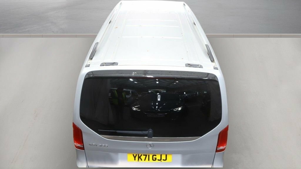 Mercedes-Benz EQV 2021 21 Eqv #7