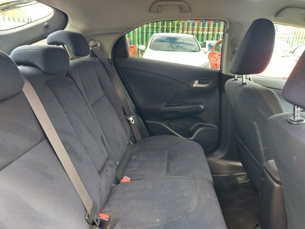 Honda Civic 1.4 I-vtec Se 2012 White #17