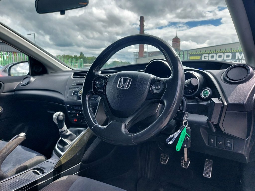 Honda Civic 1.4 I-vtec Se 2012 White #11