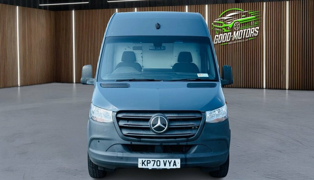 Mercedes-Benz eSprinter Mpv Grey