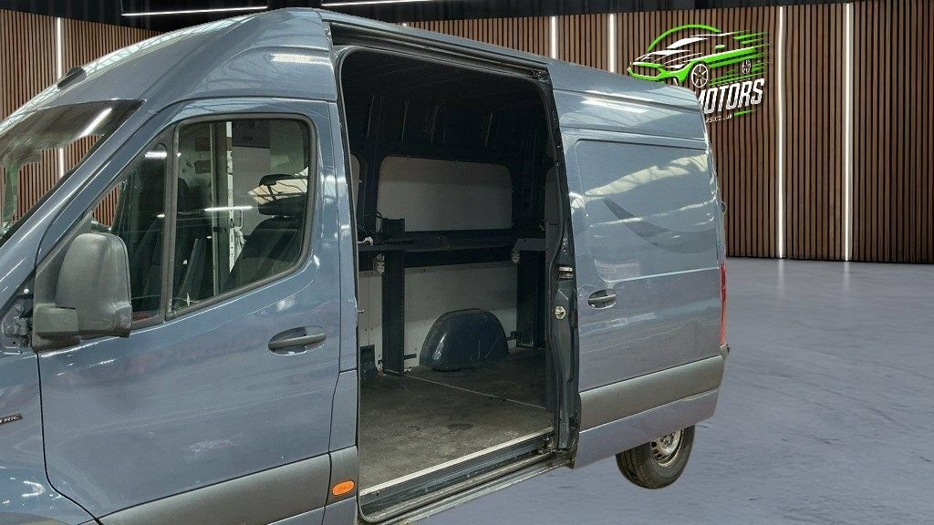 Mercedes-Benz eSprinter Mpv Grey #6