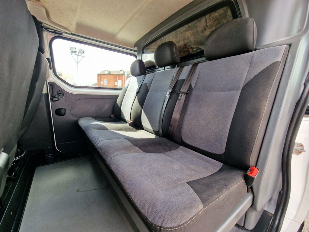 Vauxhall Vivaro 1.6 Cdti 2900 Sportive Panel Van Silver #25