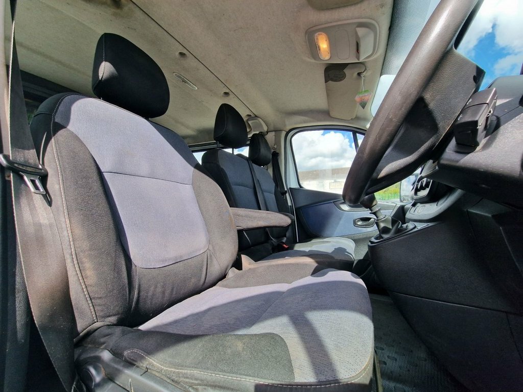 Vauxhall Vivaro 1.6 Cdti 2900 Sportive Panel Van Silver #15
