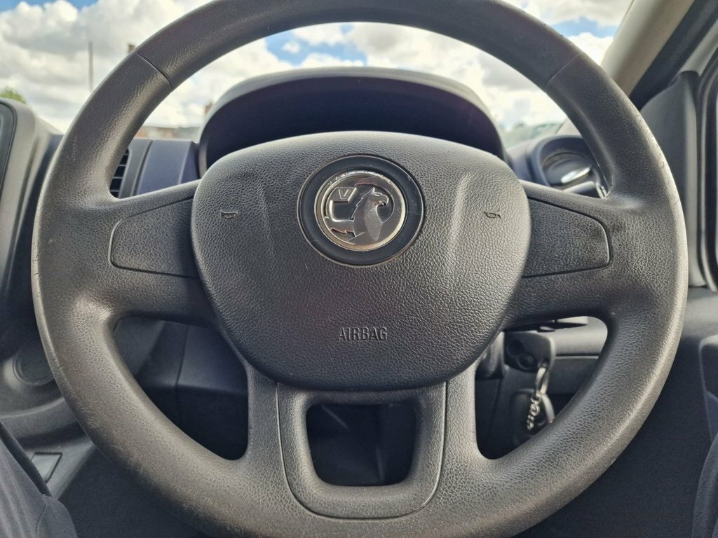 Vauxhall Vivaro 1.6 Cdti 2900 Sportive Panel Van Silver #11