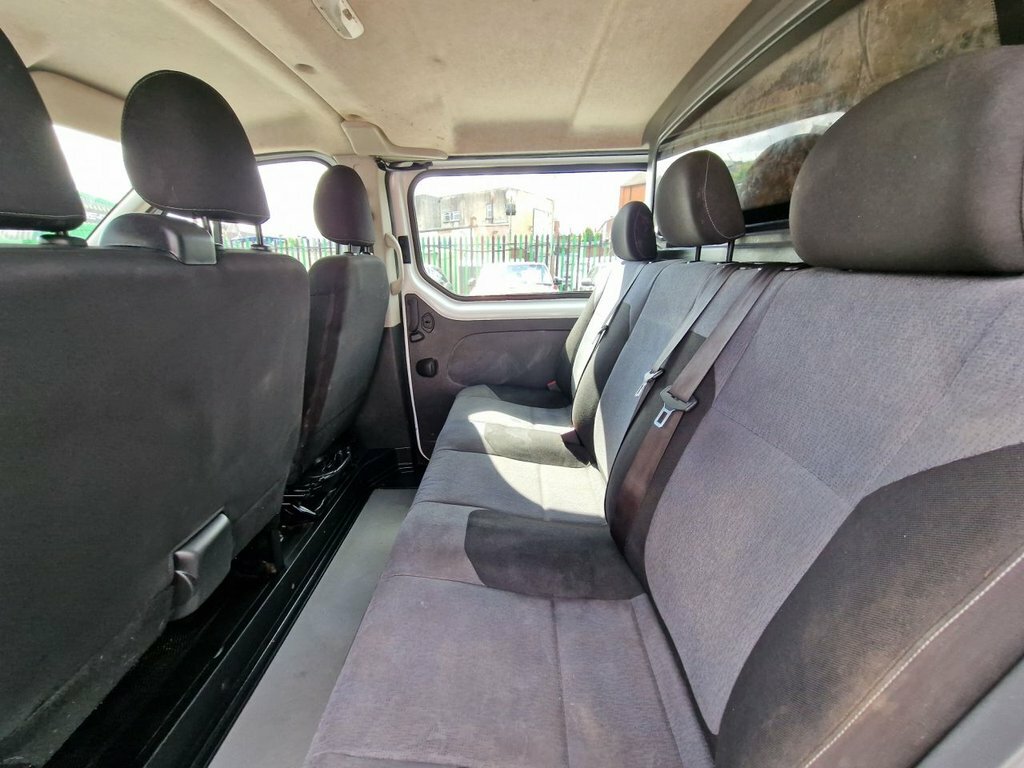 Vauxhall Vivaro 1.6 Cdti 2900 Sportive Panel Van Silver #26
