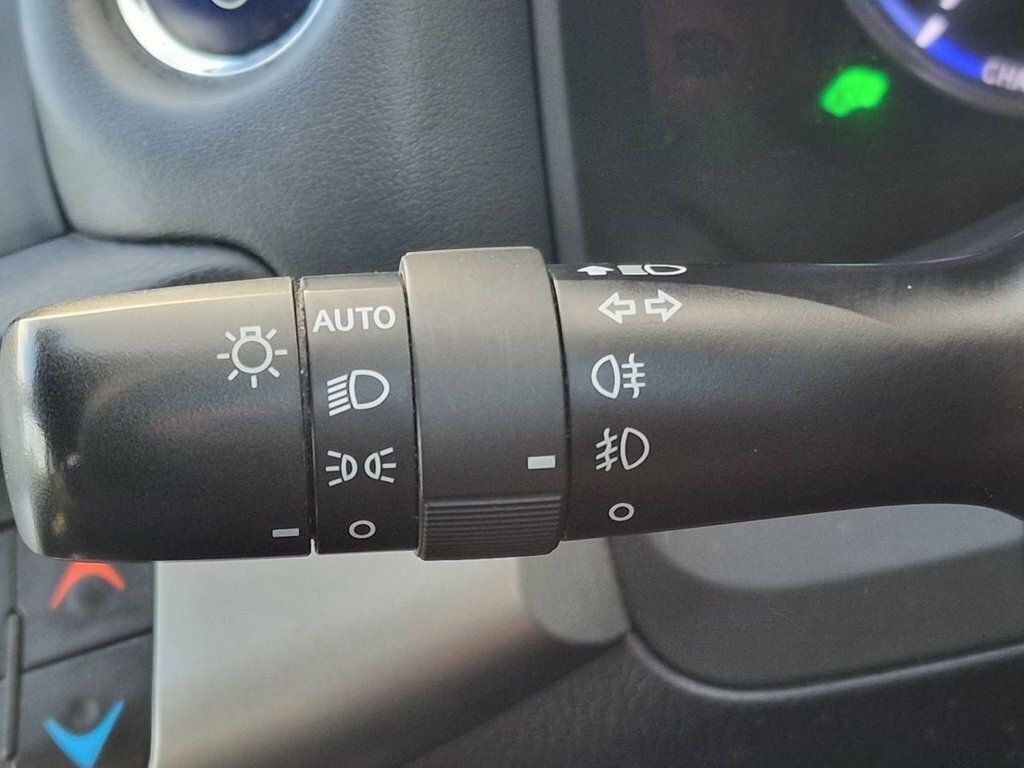 Lexus CT 200H Hatchback White #17