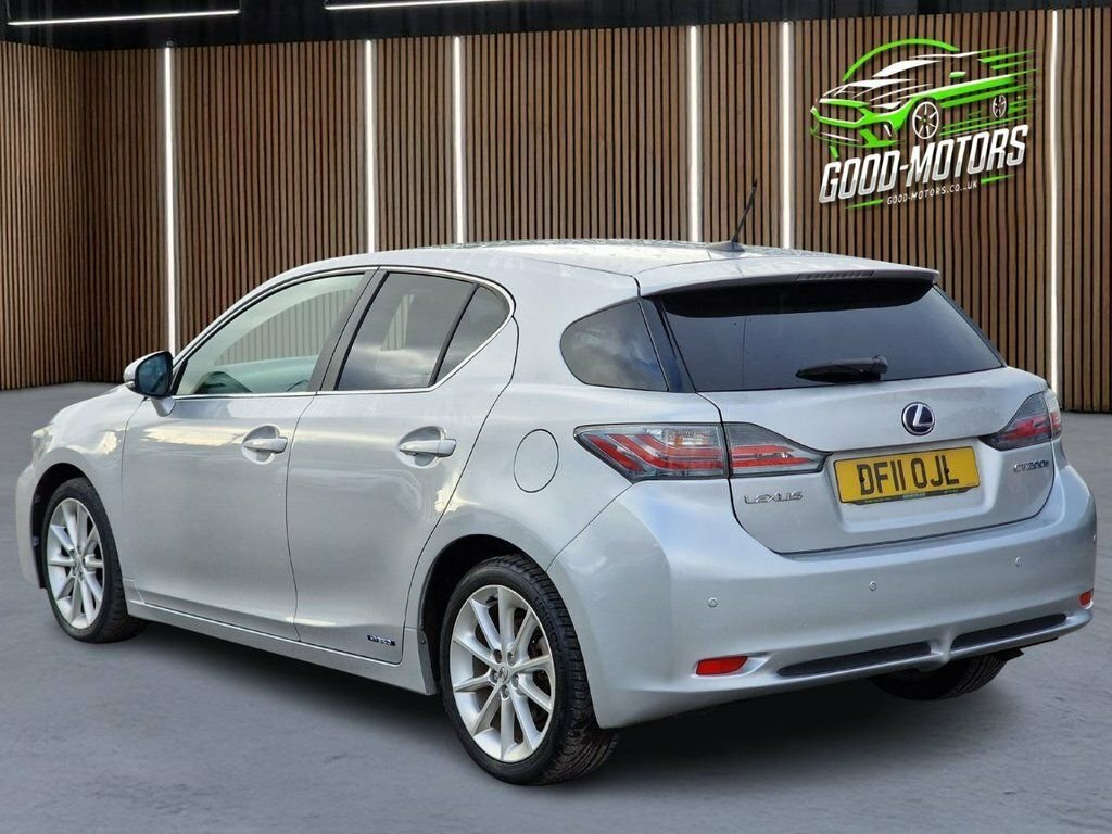 Lexus CT 200H Hatchback White #9