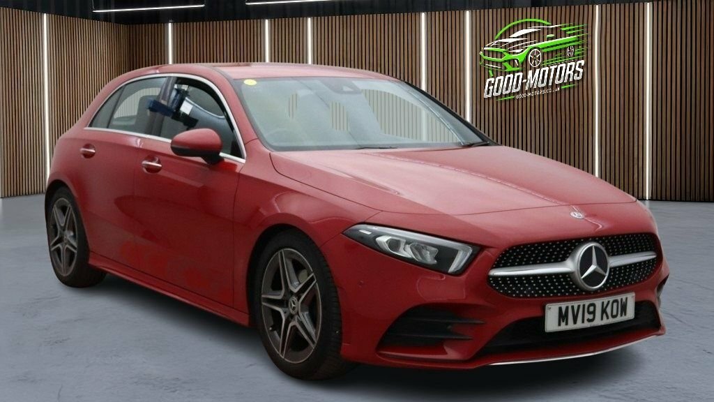Mercedes-Benz A Class 1.3L Amg Line Red #2