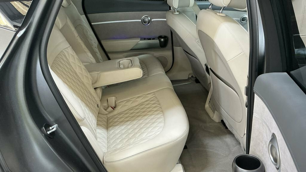 Genesis GV60 Premium Black #10