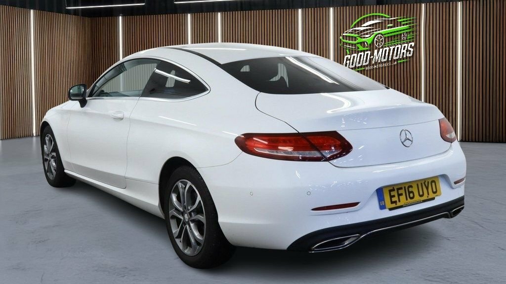 Mercedes-Benz C Class 2L Sport White #5