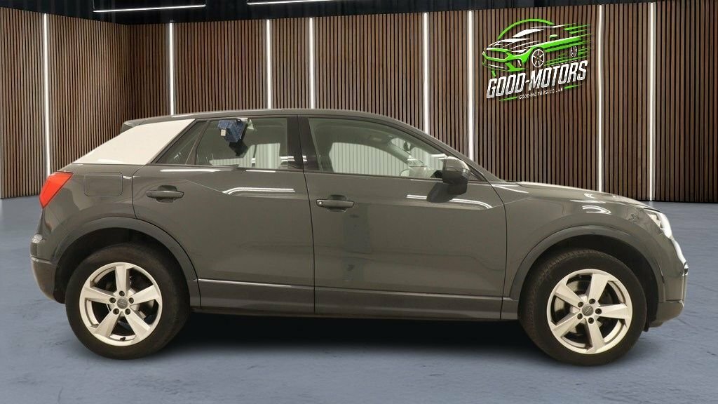Audi Q2 1L Sport Grey #3