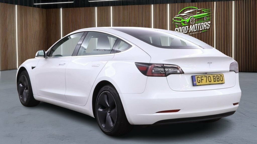 Tesla Model 3 Saloon White #5
