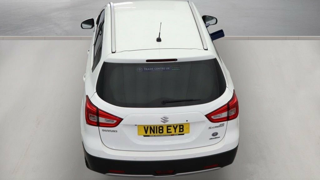 Suzuki SX4 S Cross 1L Sz-t White #6