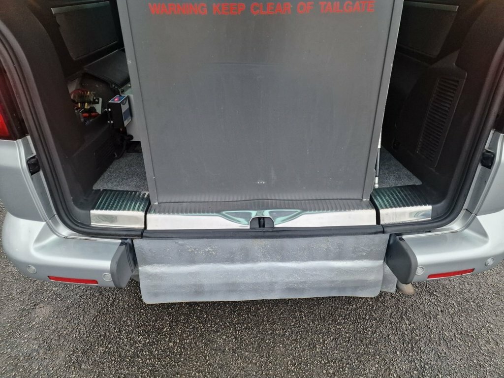 Volkswagen Caravelle Tdi Se #40