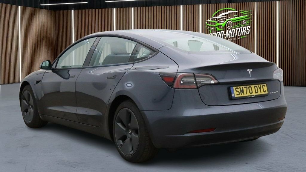Tesla Model 3 Saloon Grey #5