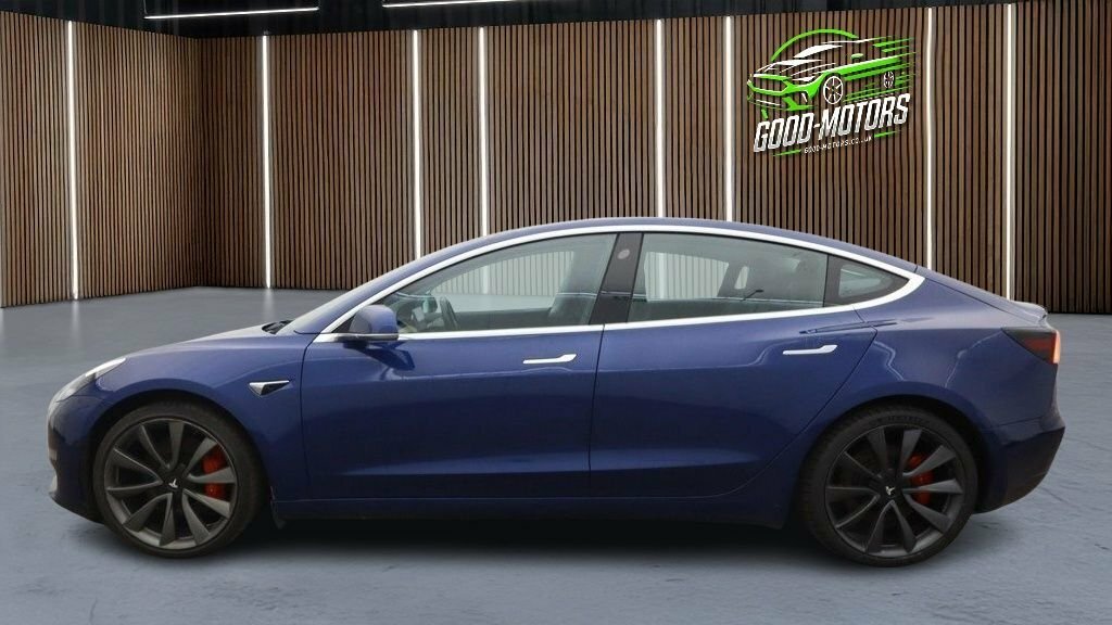 Tesla Model 3 Saloon Blue #6