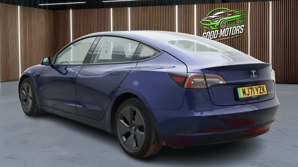 Tesla Model 3 Saloon Blue #5