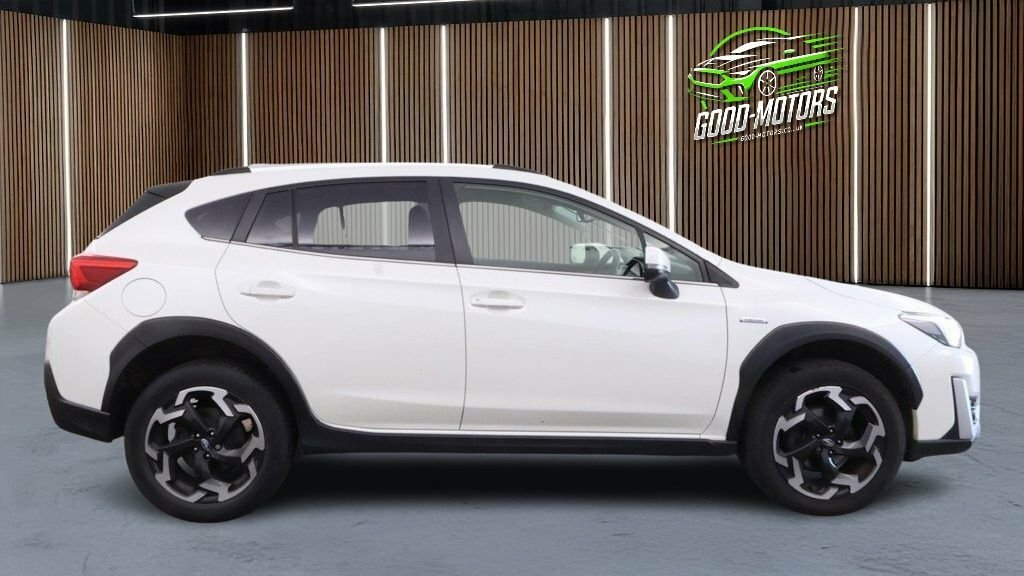 Subaru XV 2L Se Premium White #3