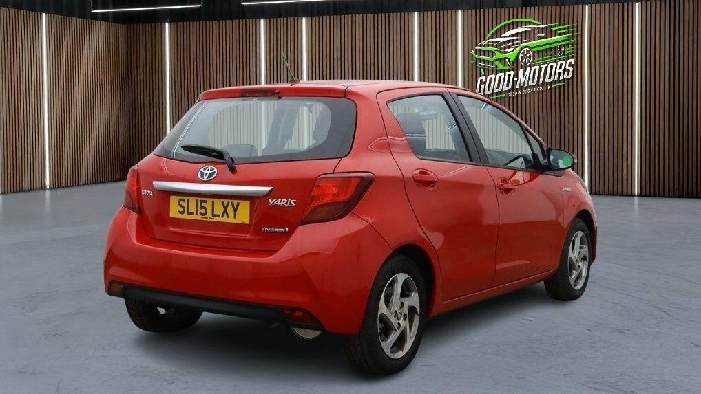 Toyota Yaris 1.5L Icon Red #6
