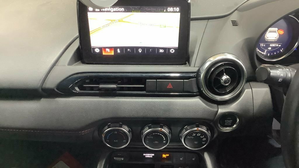 Mazda 121 Skyactiv-g Sport Nav White #9