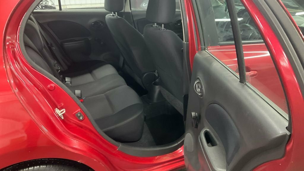 Nissan Micra Hatchback 1.2 12V Visia 2012 Silver #10