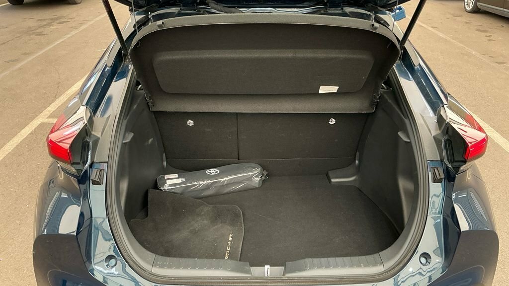 Toyota C-Hr 1.8L Icon Blue #6