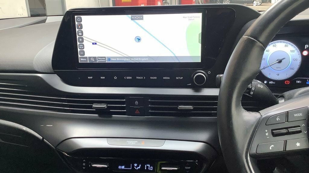 Hyundai Bayon 1L Premium Green #5